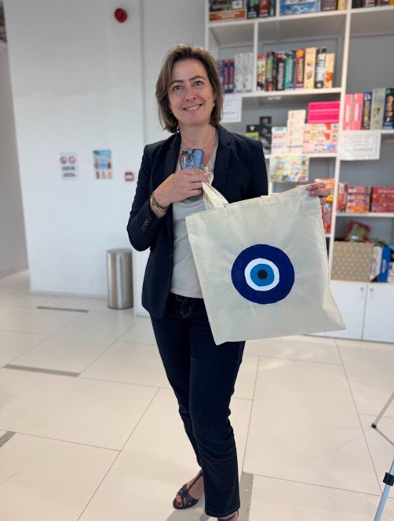 Team Building Art Workshops in Dubai